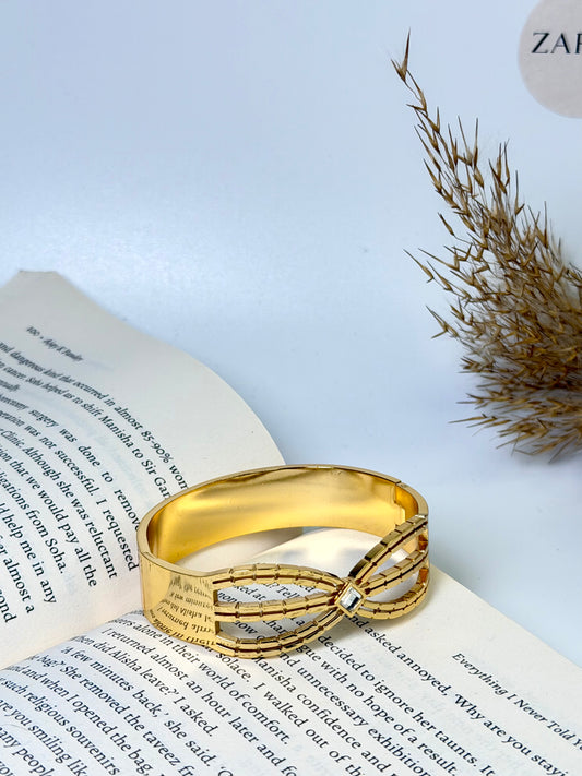 Urban Statement Bangle