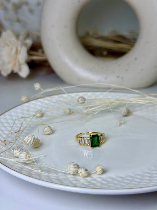 Royal Green Ring
