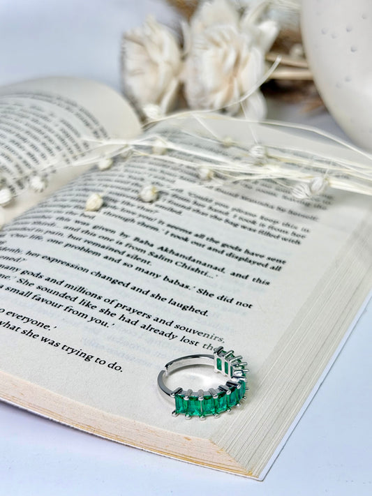 Regal Green