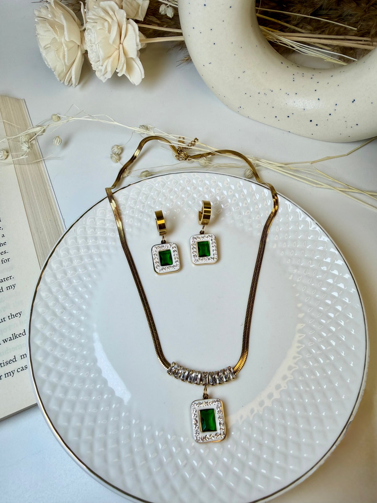 Emerald Royale Set